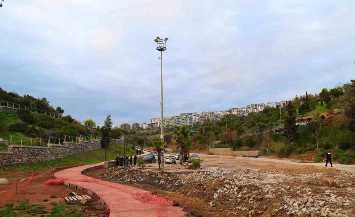 Eskihisar’a yeni yürüyüş yolu, bisiklet yolu ve otopark yapılıyor