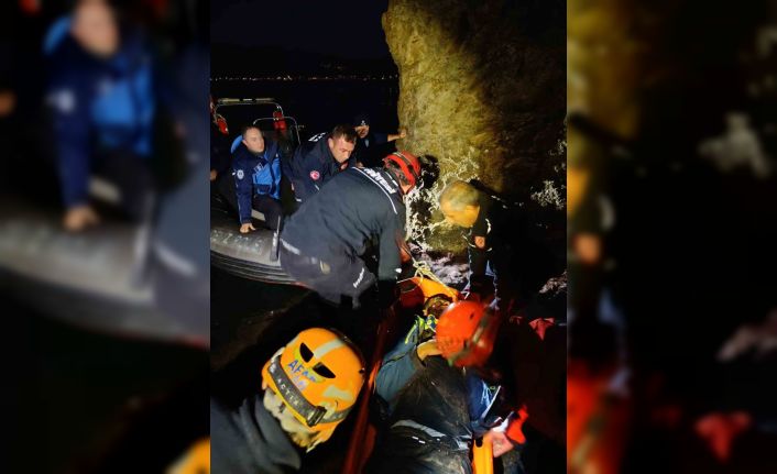 Falezlerden düşen şahıs AFAD ve itfaiye tarafından kurtarıldı