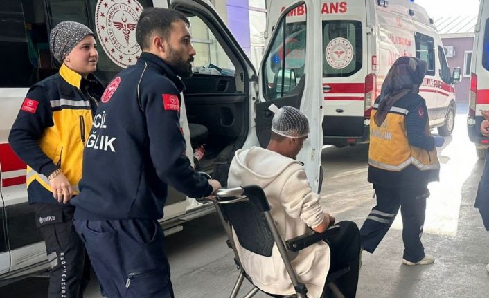 Fenerbahçeli çocuk taşlandı: 1 yaralı