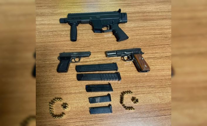 Gardıroptan cephanelik çıktı: Kardeşler "Hasmımız çok" savunması yaptı