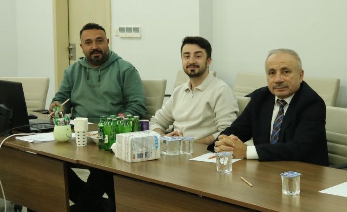 Gazetecilik ile halkla ilişkiler ve tanım bölümleri akreditasyon sürecinde