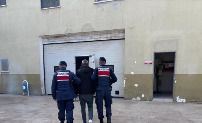 Gaziantep’te aranan 5 şahsı jandarma yakaladı