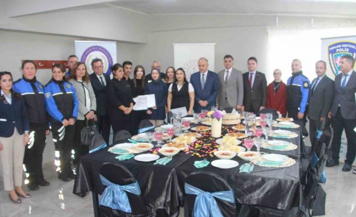 Geleceğin aşçıları hünerlerini sergiledi