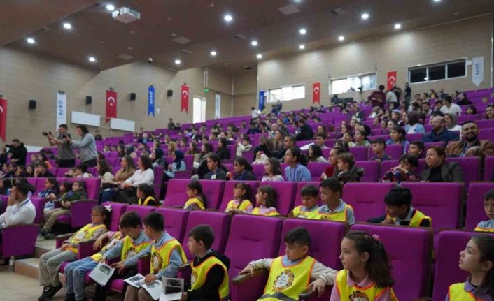 Geleceğin bilim adamları ilk projelerini BARÜ’de sergiledi