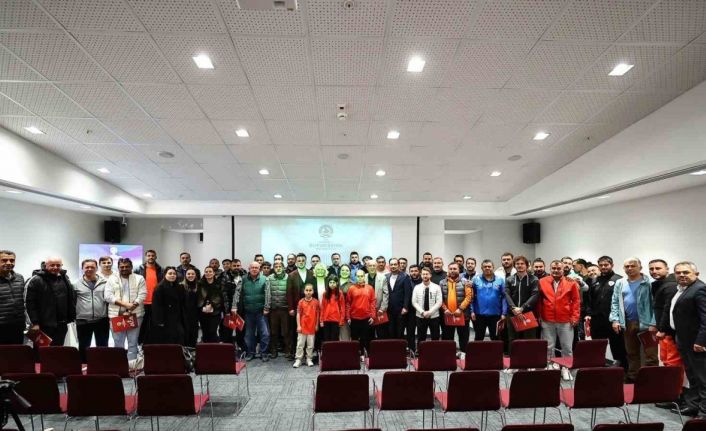 Geleceğin futbolcularını yetiştirecek Levend Sarıoğlu U-10 Futbol Ligi başlatıyor