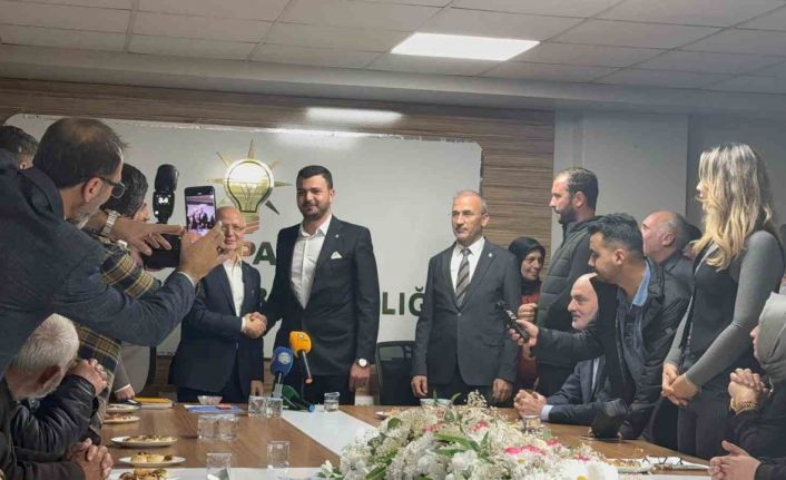 Gemlik’te AK Parti’ye 800 yeni üye katıldı