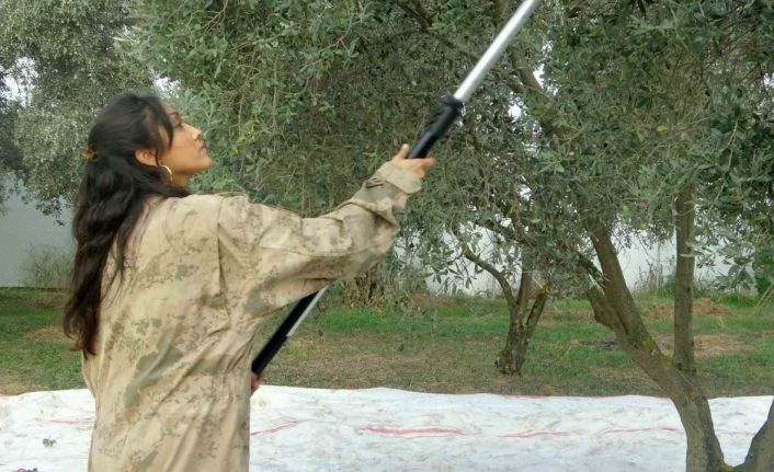 Genç kadın çiftçi huzuru toprakta buldu