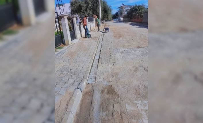 Germencik’te yol yenileme çalışmaları sürüyor