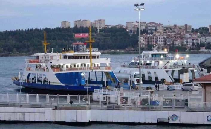 Gökçeada’ya tüm feribot seferleri iptal edildi