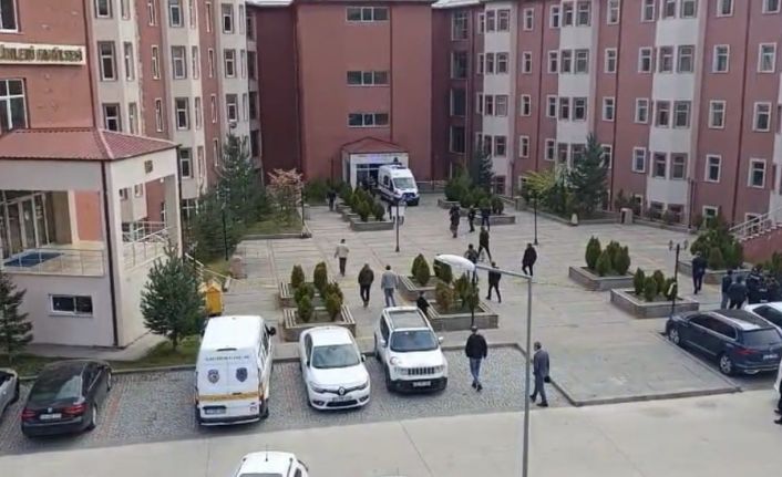 Gümüşhane Üniversitesi’nde silahlı rehine krizi sona erdi