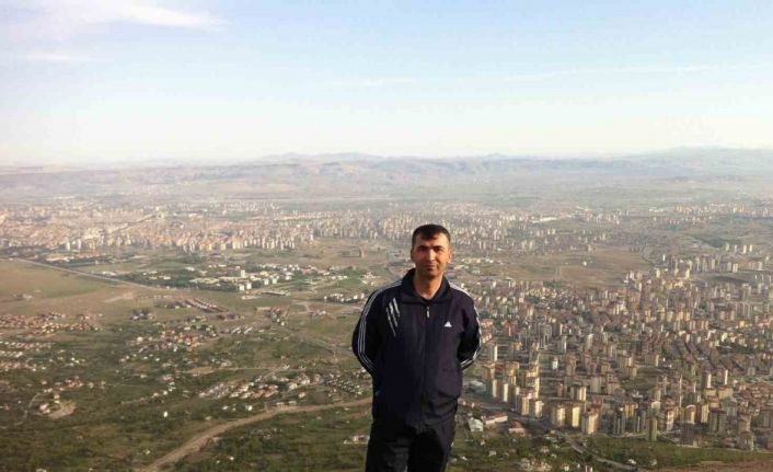 Gürcistan’da düşen askeri uçakta şehit olan Astsubay Özcan’ın ailesine acı haber ulaştı