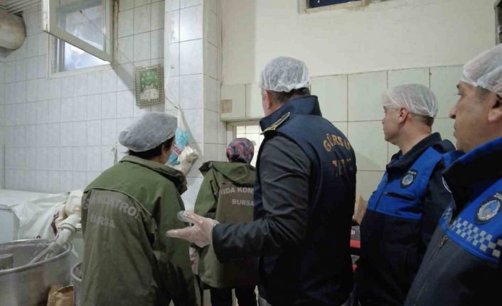 Gürsu zabıta ekipleri, gıda denetimleriyle göz açtırmıyor