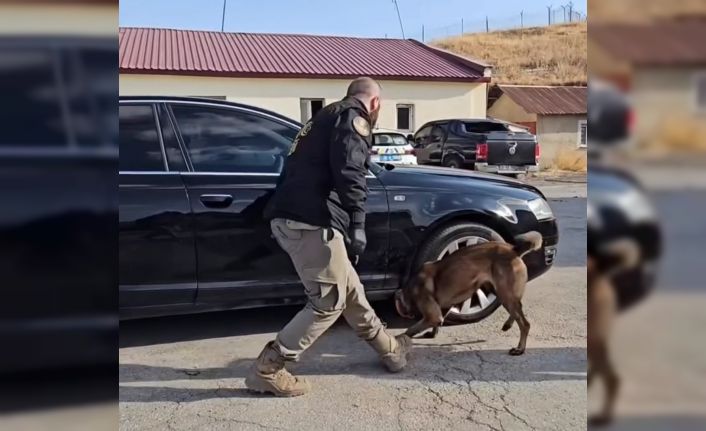 Hakkari’de 24 kilo 500 gram metamfetamin ele geçirildi