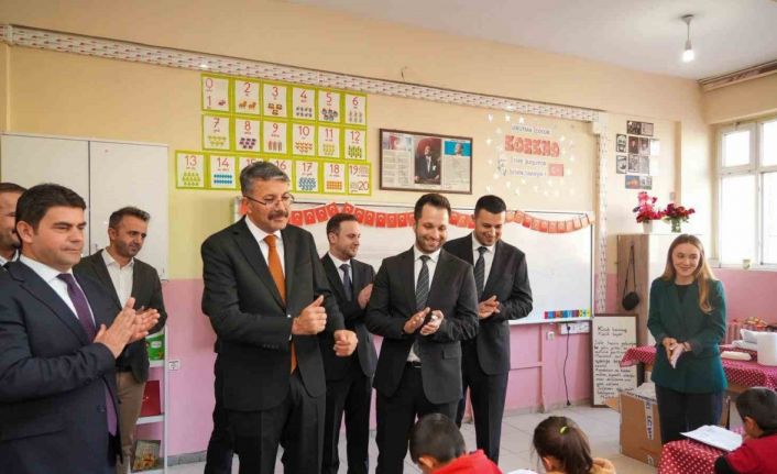 Hakkari’de Şehit Yarbay Korkmaz Bilişim Sınıfı açıldı