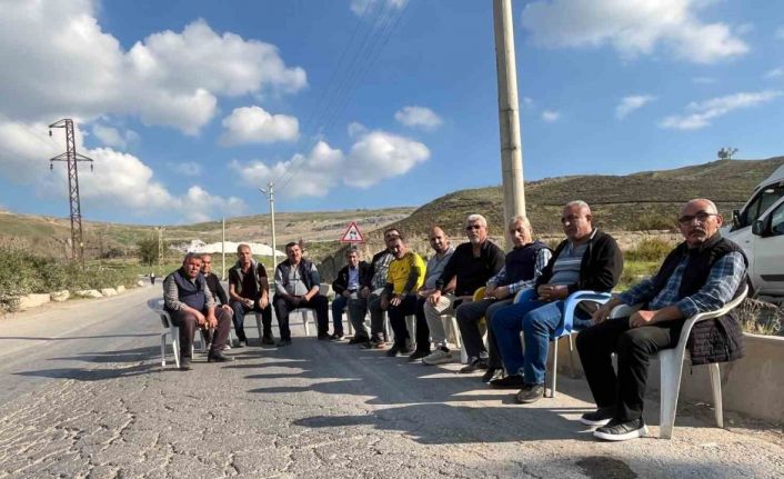 Harmandalı halkı Katı Atık Bertaraf Tesisi önünde nöbet tutuyor