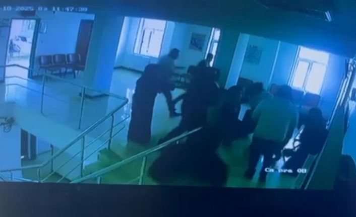 Hasta yakını ile sağlık çalışanları arasında "damar yolu" kavgası