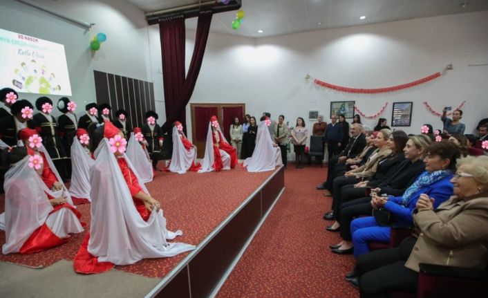 Hatay’da çocukların eğlendiği etkinlikte yüzler güldü