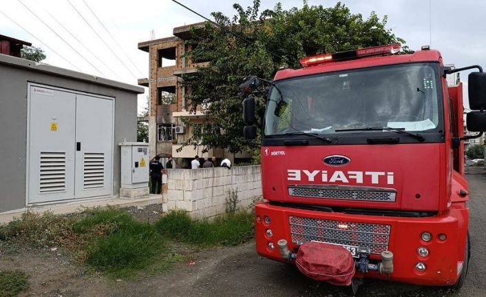 Hatay’da ev yangını: 1 kişi dumandan etkilendi