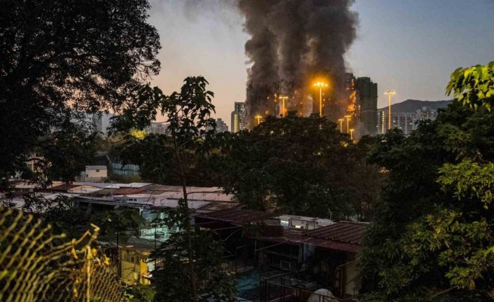 Hong Kong’daki yangın faciasında can kaybı 36’ya yükseldi