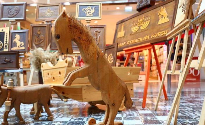 Hükümlü çocuklardan ilham veren sanat sergisi