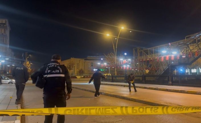 Husumetli grup arasında silahlı kavga: 1 yaralı