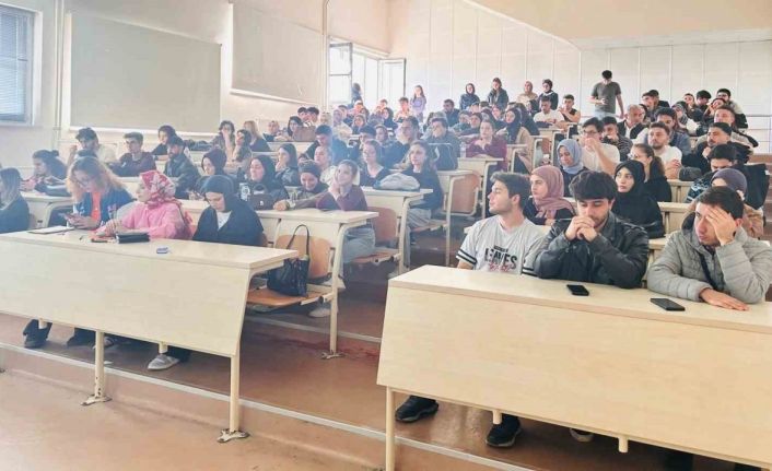 İletişimde gizli şifre: beden dili