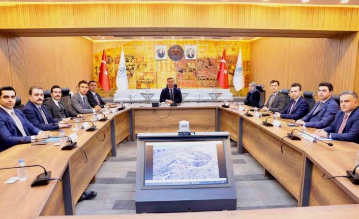 İlin yönetimi bir araya geldi: Gündem güvenlik, eğitim ve yatırımlar