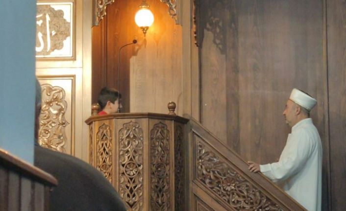 İmam hatipten örnek davranış