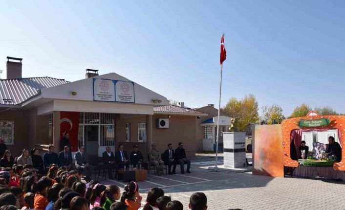 İpekyolu’nda minik yürekler sanatla buluştu