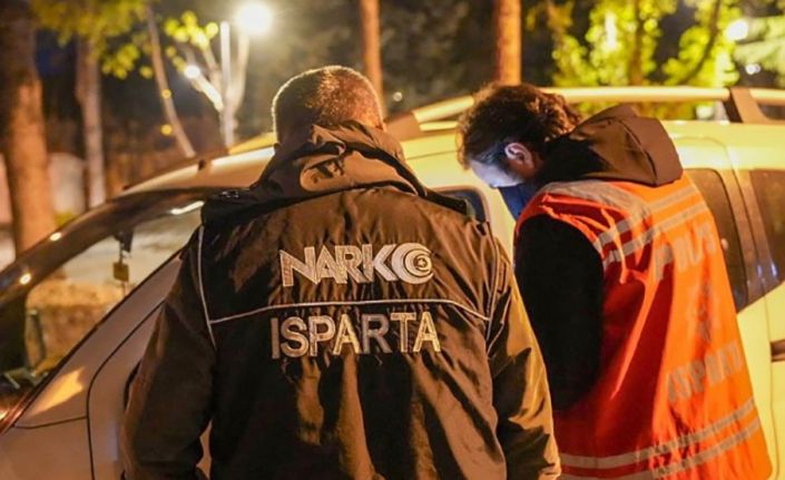 Isparta’da son 24 saatlik denetimlerde 9 aranan şahıs yakalandı