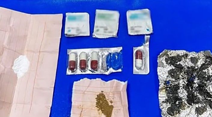 Isparta’da yapılan sokak uygulamasında uyuşturucu madde ele geçirildi