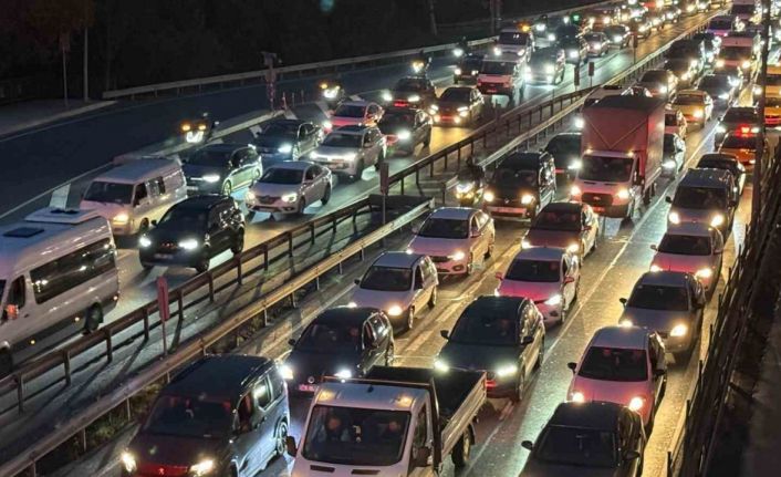 İstanbul’da ara tatil öncesi trafik yoğunluğu yüzde 85’e ulaştı