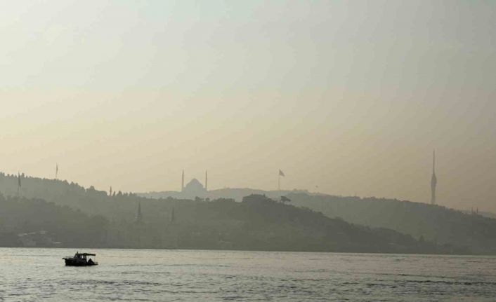 İstanbul’da sis boğaz çevresinde etkili oluyor