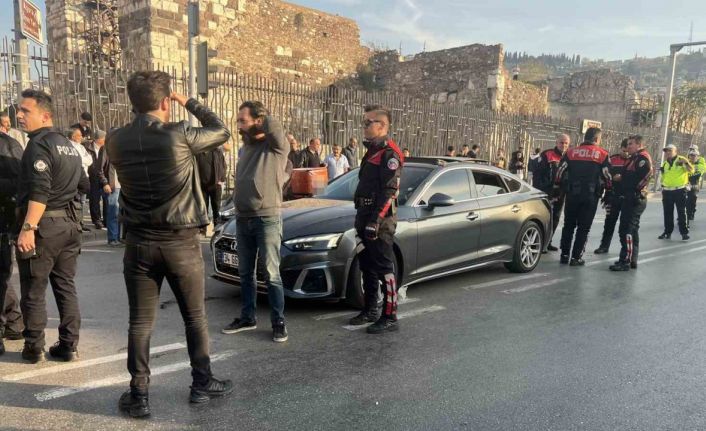 İzmir’de silahlı saldırı: 1 ağır yaralı