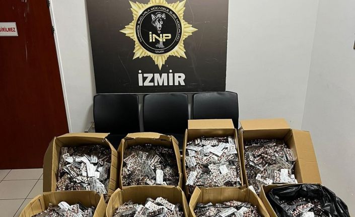 İzmir’de uyuşturucu operasyonu: 168 bin 448 sentetik ecza ele geçirildi