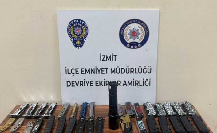 İzmit’te iki çocuğun üzerinde 52 kesici alet ele geçirildi