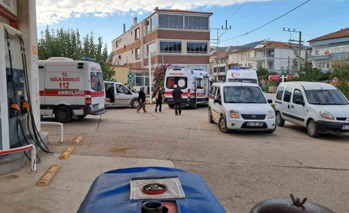 İznik’te 8 işçi tavuklu pilavdan zehirlendi