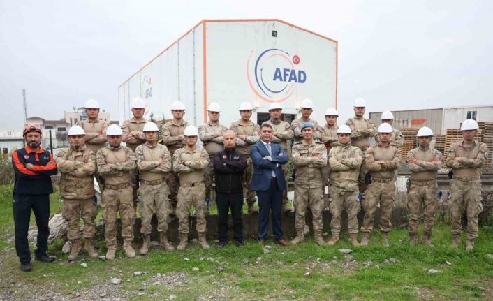 Jandarma komandolar eğitimde