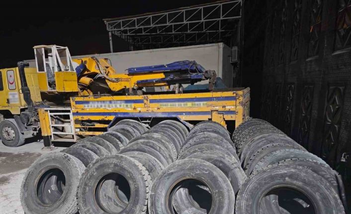 Jandarmadan lastik operasyonu