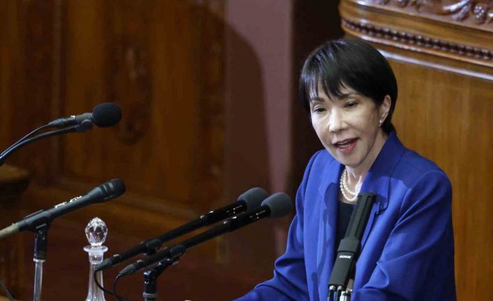 Japonya Başbakanı Takaichi "2 ila 4 saat uyuyorum" dedi, eleştiri oklarının hedefi oldu