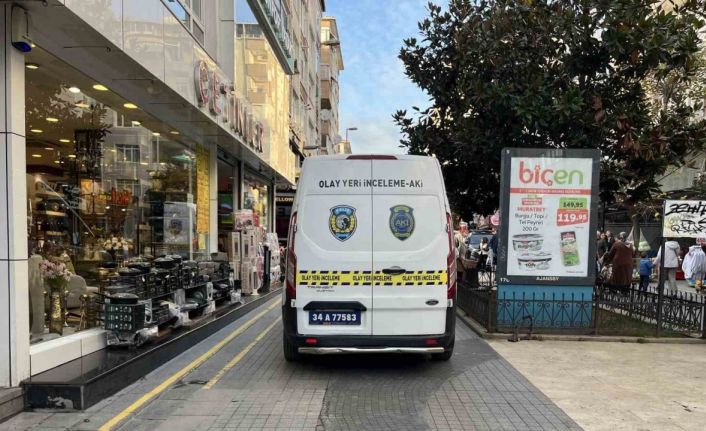 Kafede otururken silahlı saldırıya uğradı