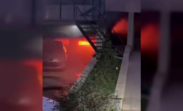 Kahramanmaraş’ta elektrikli otomobil alev alev yandı