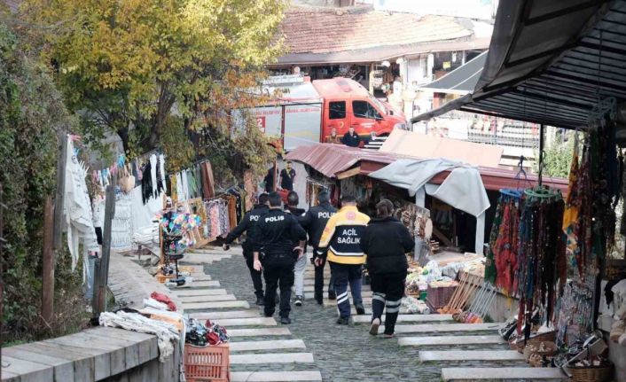 Kalede intihar girişiminde bulunan şahsı polis ikna etti