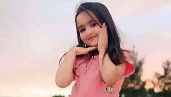 Kanser mücadelesi veren 6 yaşındaki Azra hayatını kaybetti