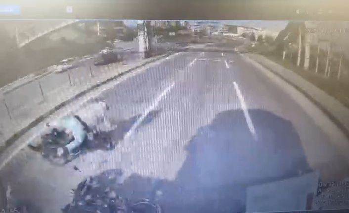 Karabük’te üst geçit yakınında zincirleme kaza: 2 motosiklet sürücüsü yaralandı