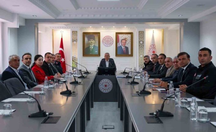 Karaman’da kış mevsiminde alınacak tedbirler konuşuldu