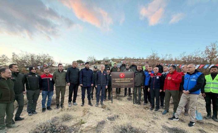 Karaman’da şehit düşen 20 asker için fidan dikildi