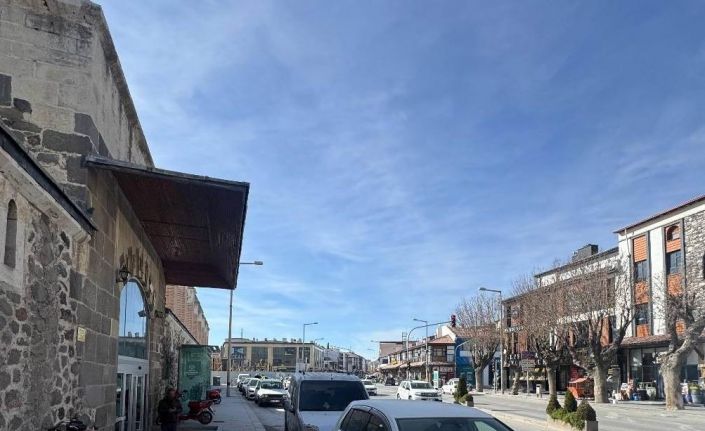 Karapınar’da polisten hatalı park denetimleri