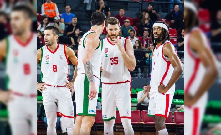Karşıyaka basketbolda çöktü
