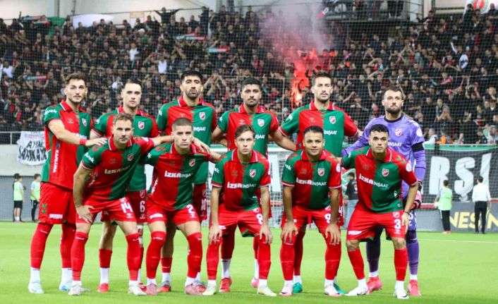 Karşıyaka, liderliği kaybetti